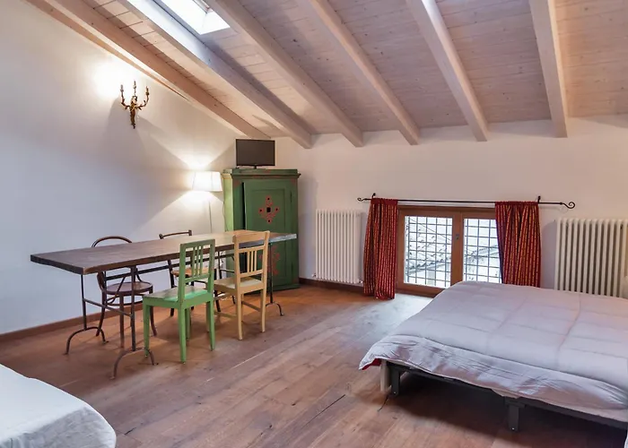 Torretta Della Pescalina - - Lecco Apartamento *