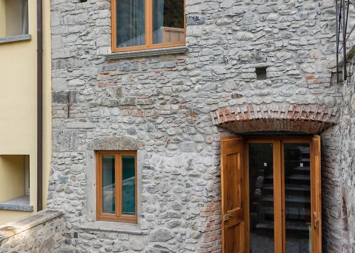 Apartamento Torretta Della Pescalina - - Lecco *