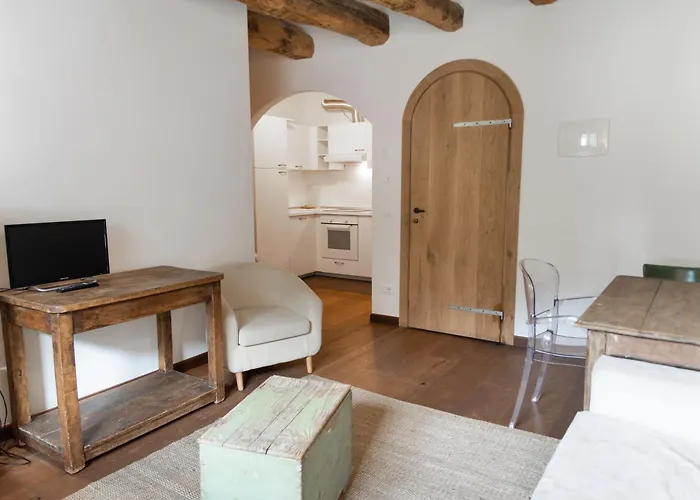 Torretta Della Pescalina - - Lecco Apartamento *